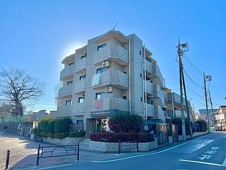 穏やかな時間が過ごせそうな立地！小学校・公園などが近く住環境良好です