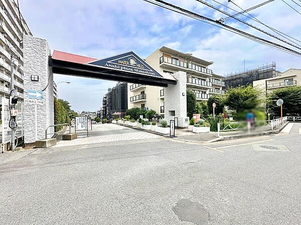 エントランスを拡大表示