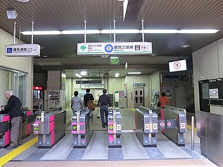 駅 960m 都営三田線志村三丁目駅