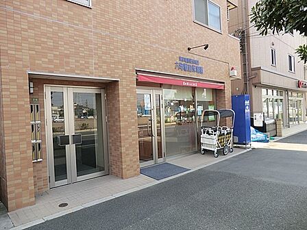 幼稚園・保育園 1200m 六町駅前保育園