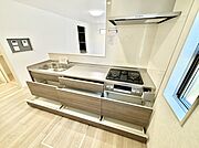 使いやすさを優先したスライド式収納タイプ！