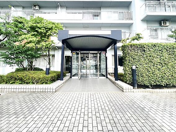 住居者や来訪者...