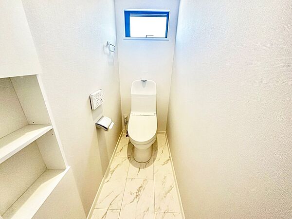 トイレを拡大表示
