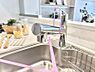 設備：浄水器一体型のキッチンで洗い物用・料理用と切り替え簡単