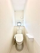 トイレは1階と2階それぞれに配置されていてとても便利です。 