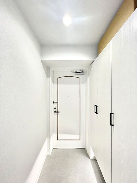 家族の帰宅やお客様をあたたかく迎える玄関  