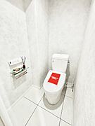 トイレは温水洗浄機能付き