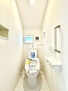 トイレは1階と2階それぞれに配置されていてとても便利です。 