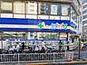 周辺：ドラッグストア 700m どらっぐぱぱす 千石駅前店