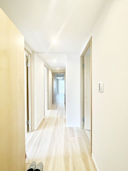 内装「無料オンライン相談」受付中!家族の帰宅やお客様をあたたかく迎える玄関