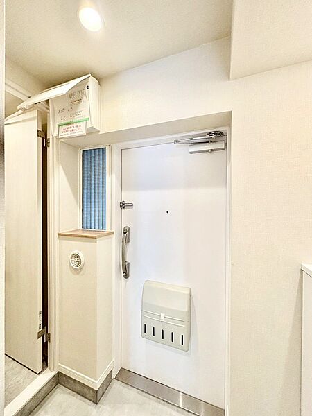玄関を拡大表示