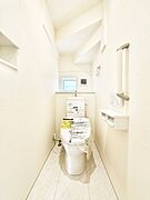 トイレは安心の2箇所！朝のバタバタも一安心です。