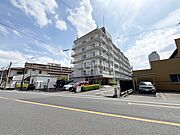 溢れる陽光でご家族の笑顔も輝く