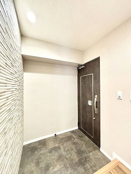 家族の帰宅やお客様をあたたかく迎える玄関  