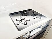 三口ガスコンロでお料理が一気にはかどりそう  