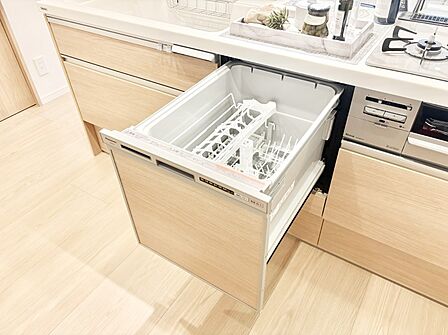 面倒なお片づけは食洗機にお任せ!家事の負担が減って、時間にも気持ちにもゆとりができます。