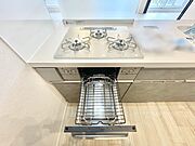 三口ガスコンロでお料理が一気にはかどりそう  