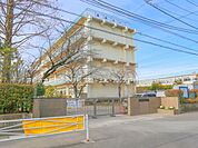 小学校 640m 戸田市立新曽北小学校