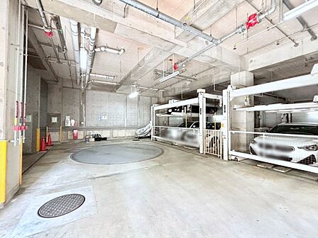 敷地内駐車場(空き状況は都度ご確認ください)