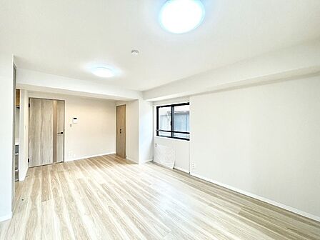 内装「無料オンライン相談」受付中!落ち着いた雰囲気のLDKは家族みんなの快適空間
