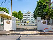 中学校 1940m 足立区立江南中学校