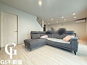 20帖以上の広々LDK！大き目のソファも置いていただけます♪