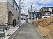 南側道路です