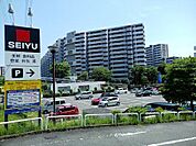 西友 新ゆりグリーンタウン店 510m