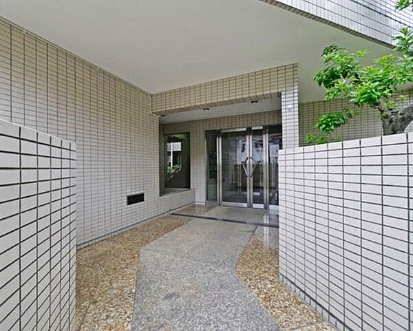 エントランスを拡大表示