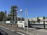 周辺：菅生小学校 990m