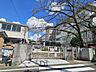 周辺：川崎市立三田小学校 350m
