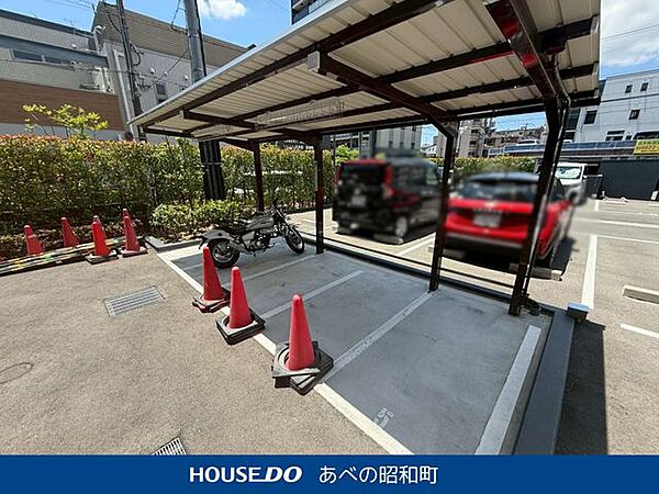 駐車場を拡大表示