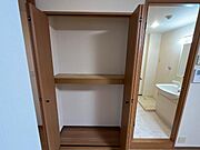ダイニング収納