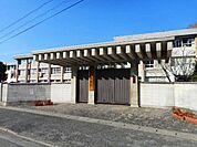 神辺小学校まで550m