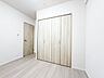 子供部屋：心落ち着く安らぎの空間。静かな時間を過ごすのに最適なお部屋です。