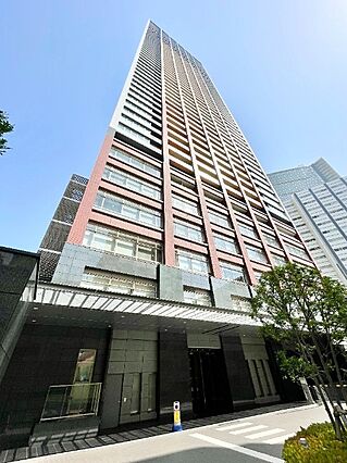 重厚感あふれる...