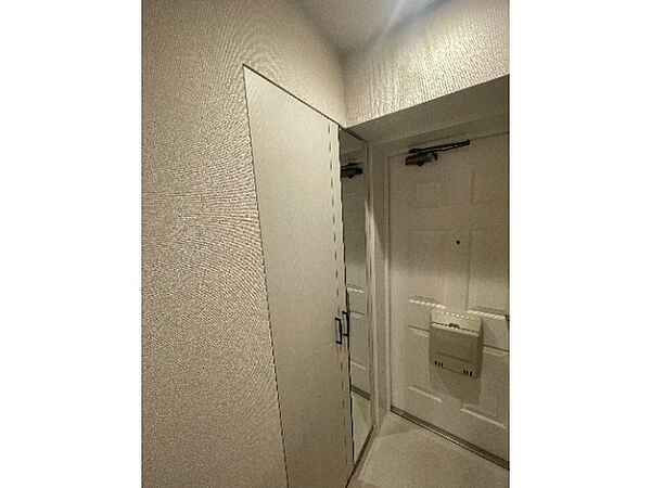 玄関を拡大表示