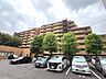 外観：優しく迎えてくれる豊かな自然。四季の移り変わりを感じる心地よい場所となりそうです。