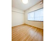 お家時間を穏やかに過ごせるくつろぎの空間です。居心地の良さを実感して頂けるお部屋となっております。