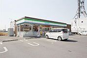 ファミリーマート足利福居町店(933m)