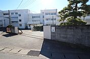 足利市立山前小学校(1、273m)