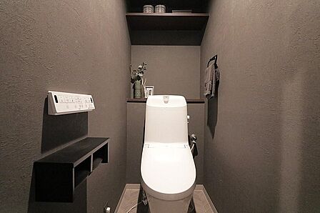 清潔感のある新しいトイレです