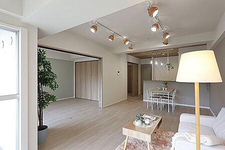 お子様の成長に寄り添う洋室。将来の使い方も自由に思い描けるお部屋です。