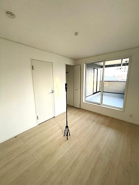 洋室を拡大表示