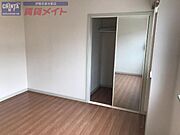別部屋反転写真です
