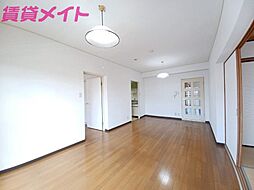 メゾン丸之内 1階4LDKのリビング/ダイニング