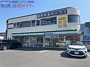 ファミリーマート伊賀上野あかもん店 562m