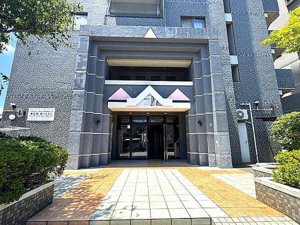 エントランスを拡大表示