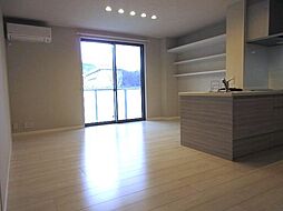 リバーサ番城 1階2LDKのリビング/ダイニング