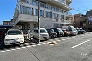 敷地内駐車場（屋外平面式）